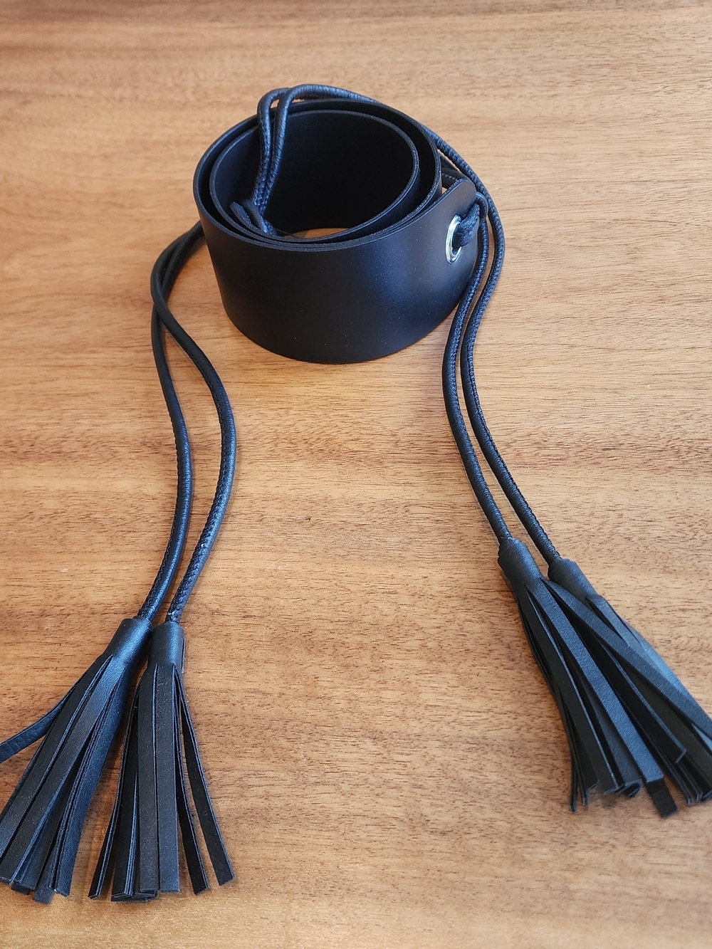 Wide Lace-Up Tassel Waist Belt - Black - Picture 2 of 4